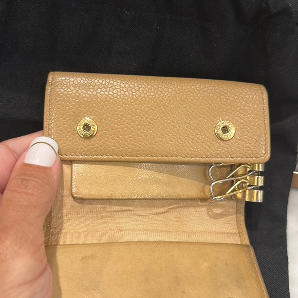 Chanel Caviar 6Key Wallet Beige - Picture 4 of 4